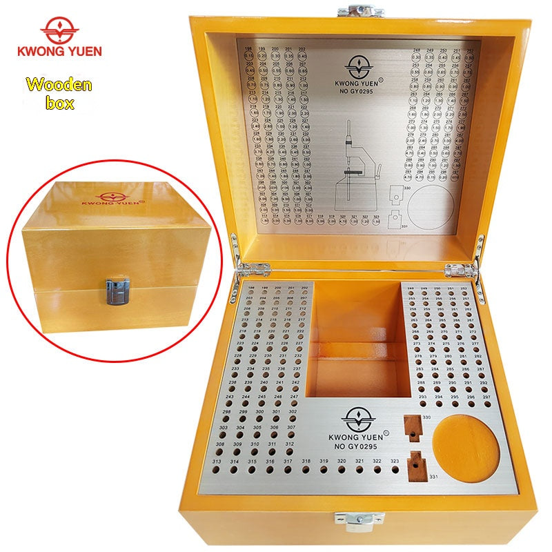 KWONG YUEN 130-Piece Punch Set Series GY0295
